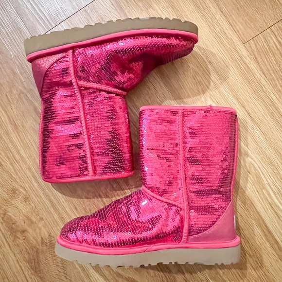 Ugg Short Glitter Sequin Boots Size 7 - Picture 4 of 7